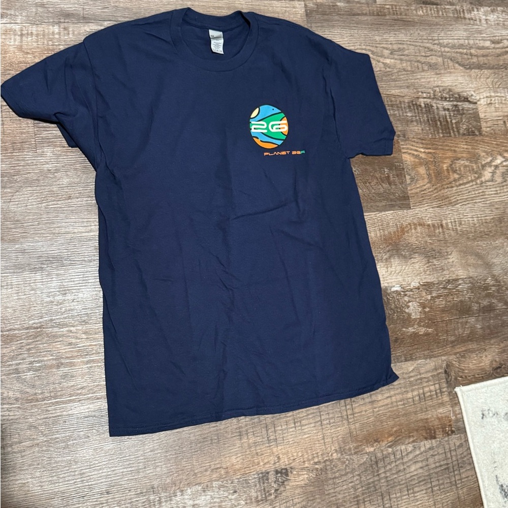 New 26 red mens L t shirt